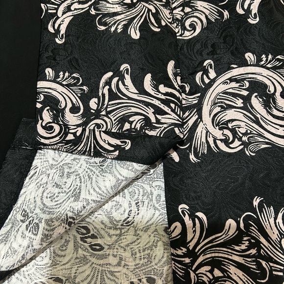 Suzy Shier black and white damask sleeveless dress. - Picture 5 of 9